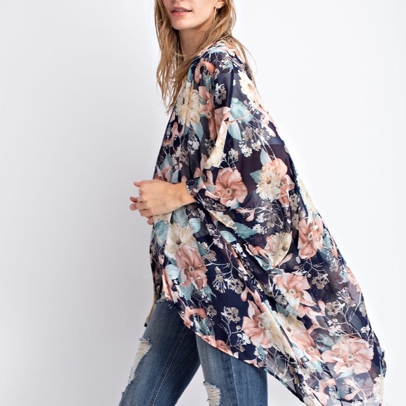 LAST ONE Floral kimono style cardigan - Picture 2 of 5